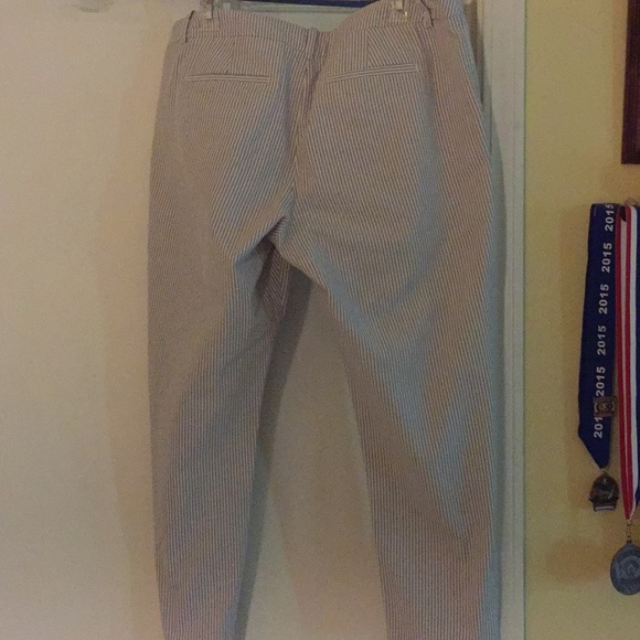 Capris - Picture 2 of 3